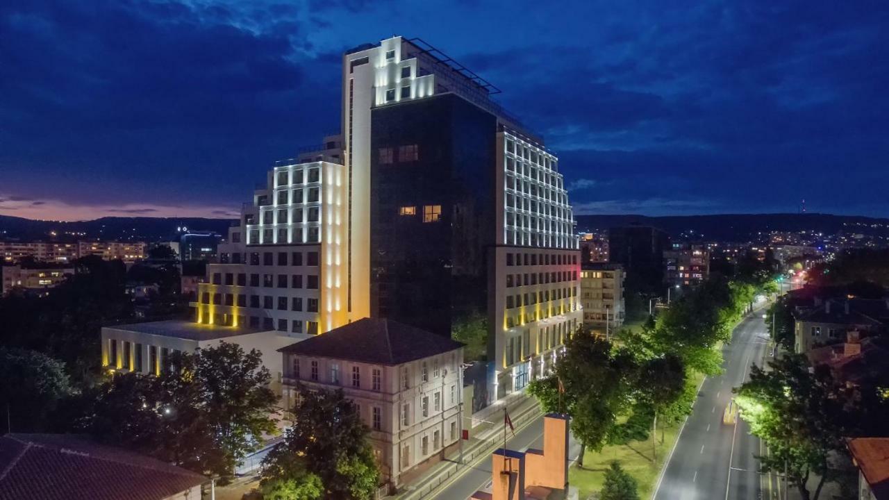 Студио Тони Varna Buitenkant foto